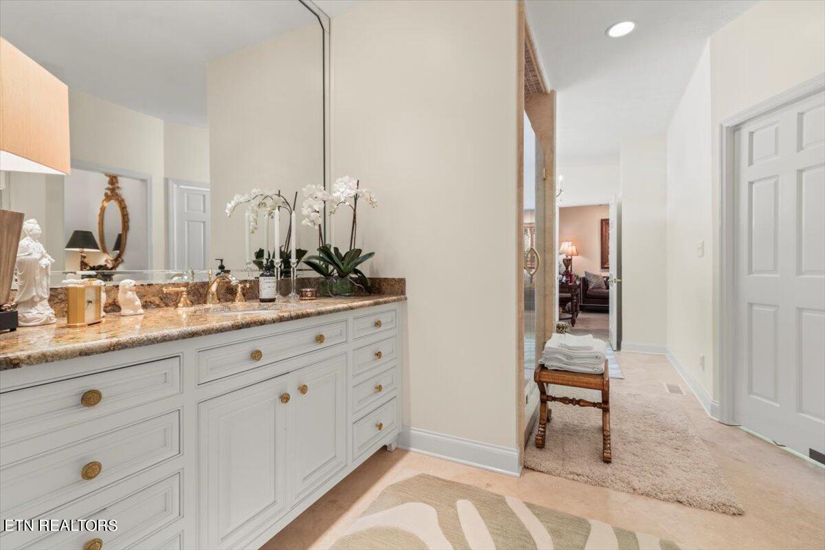 7049 Lake Bluff Court