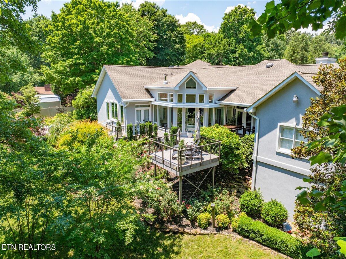 7049 Lake Bluff Court