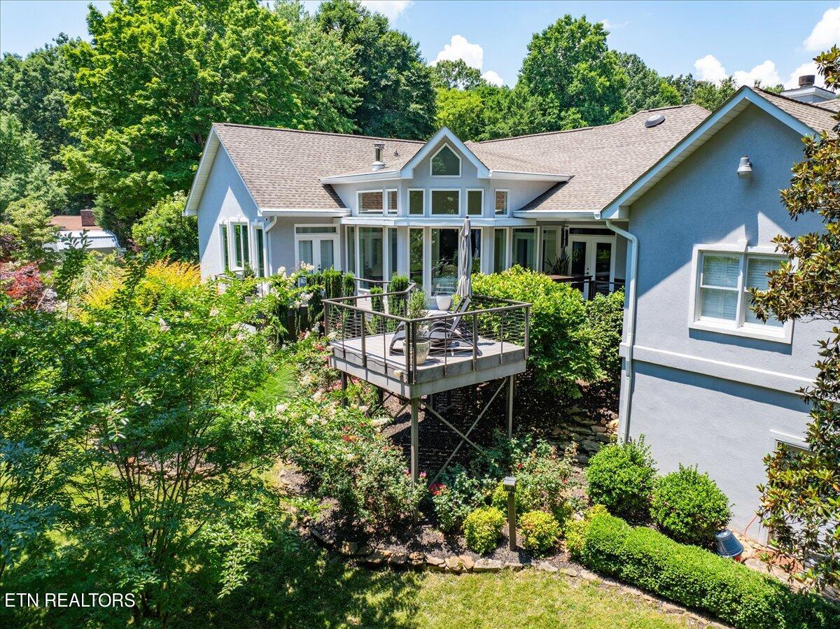 7049 Lake Bluff Court