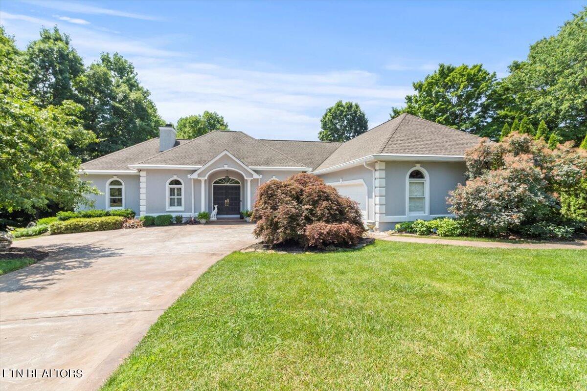 7049 Lake Bluff Court