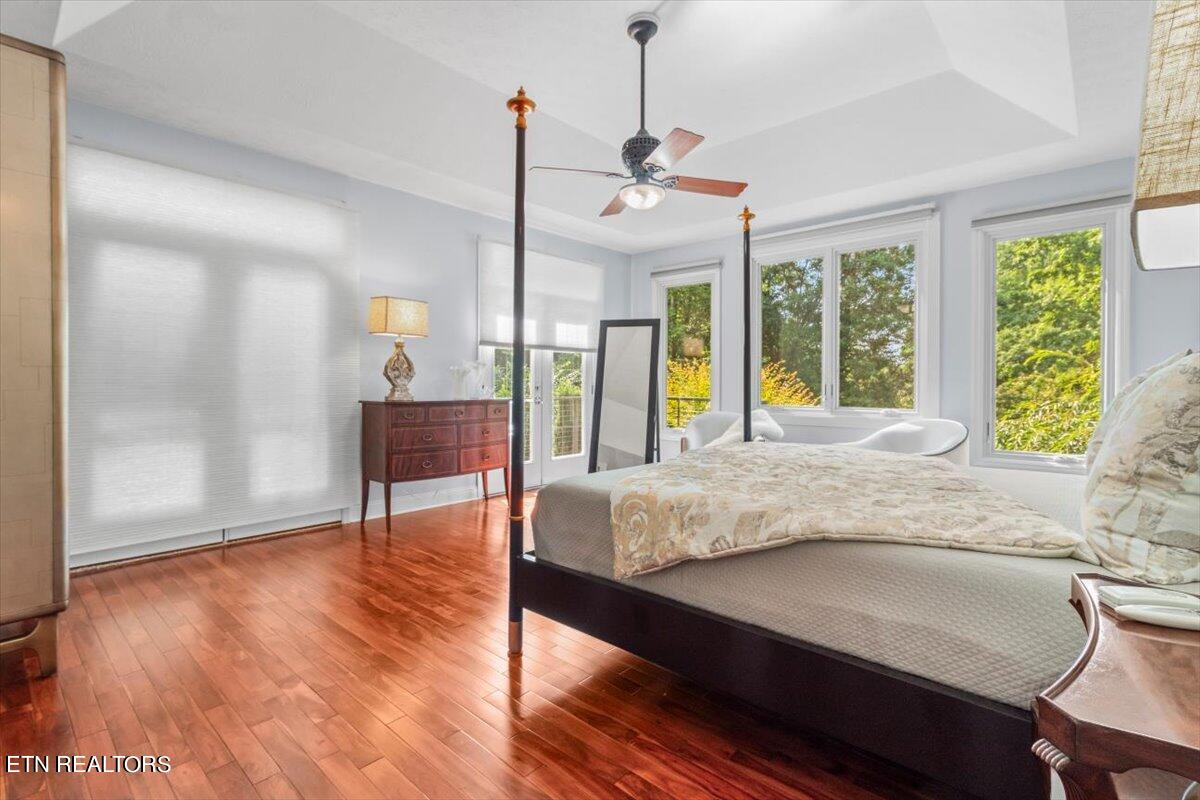 7049 Lake Bluff Court