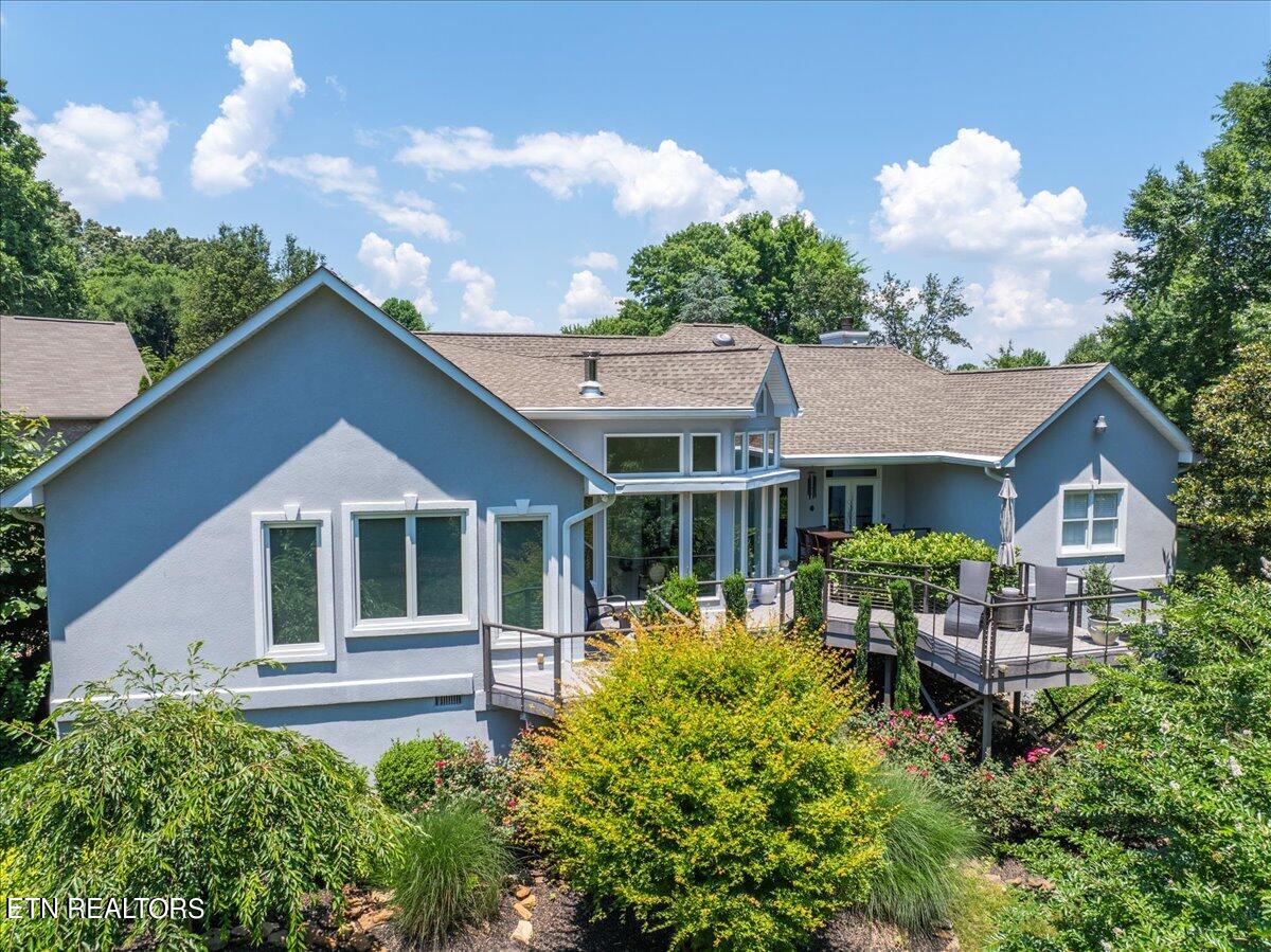 7049 Lake Bluff Court