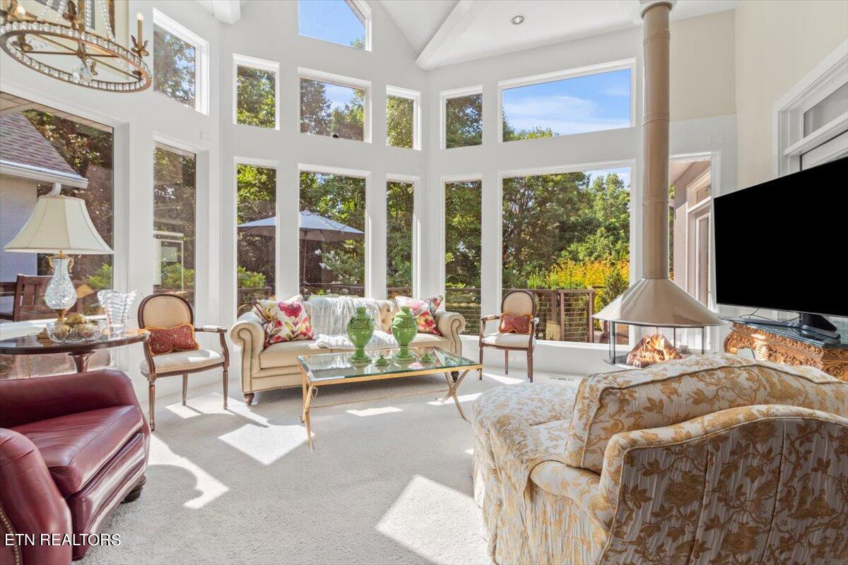 7049 Lake Bluff Court