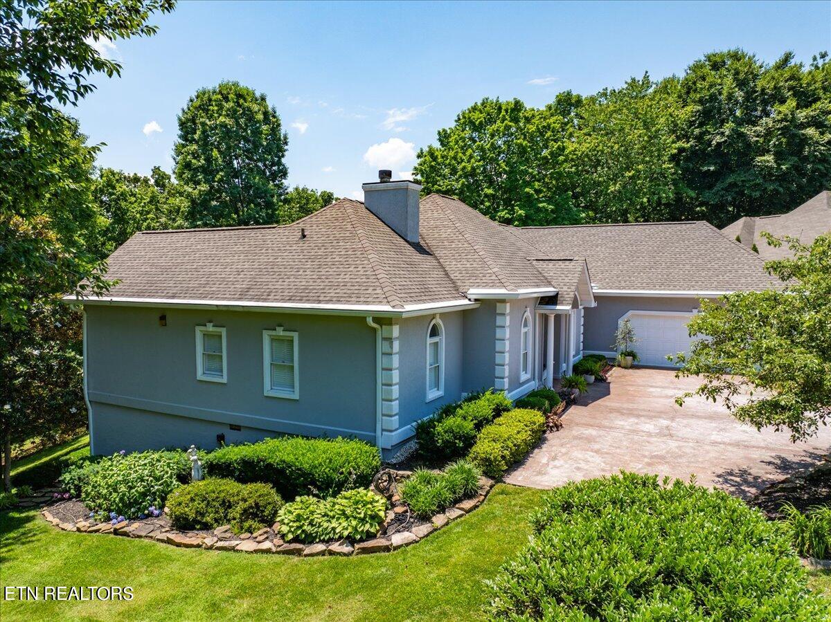 7049 Lake Bluff Court