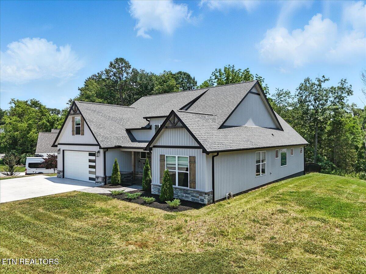 152 Pocola Way