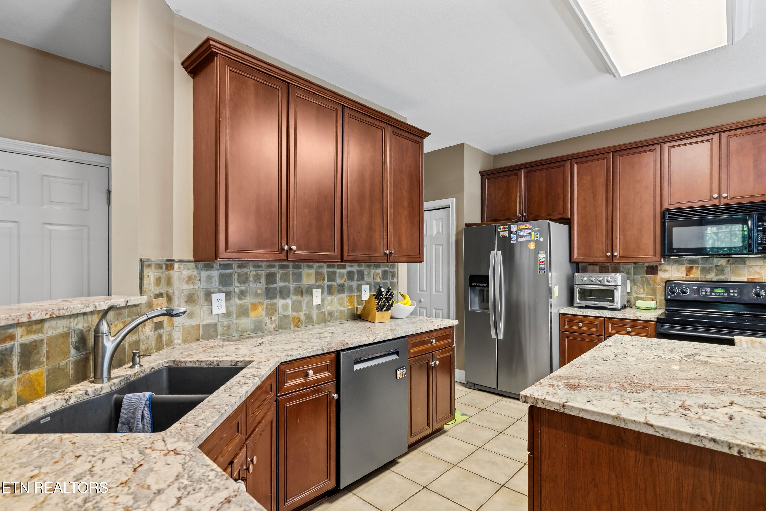 2624 Crystal Point Drive