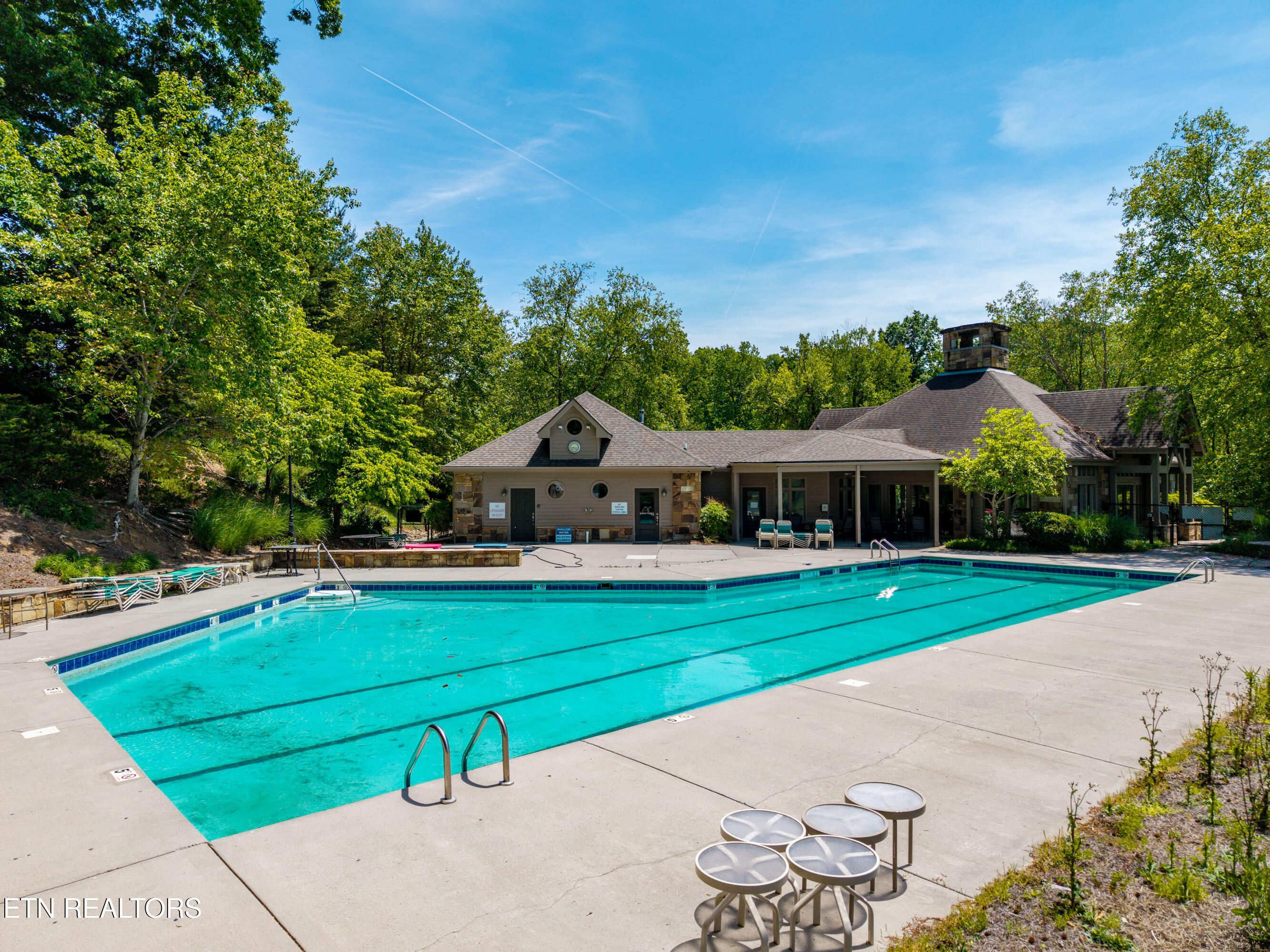 2624 Crystal Point Drive
