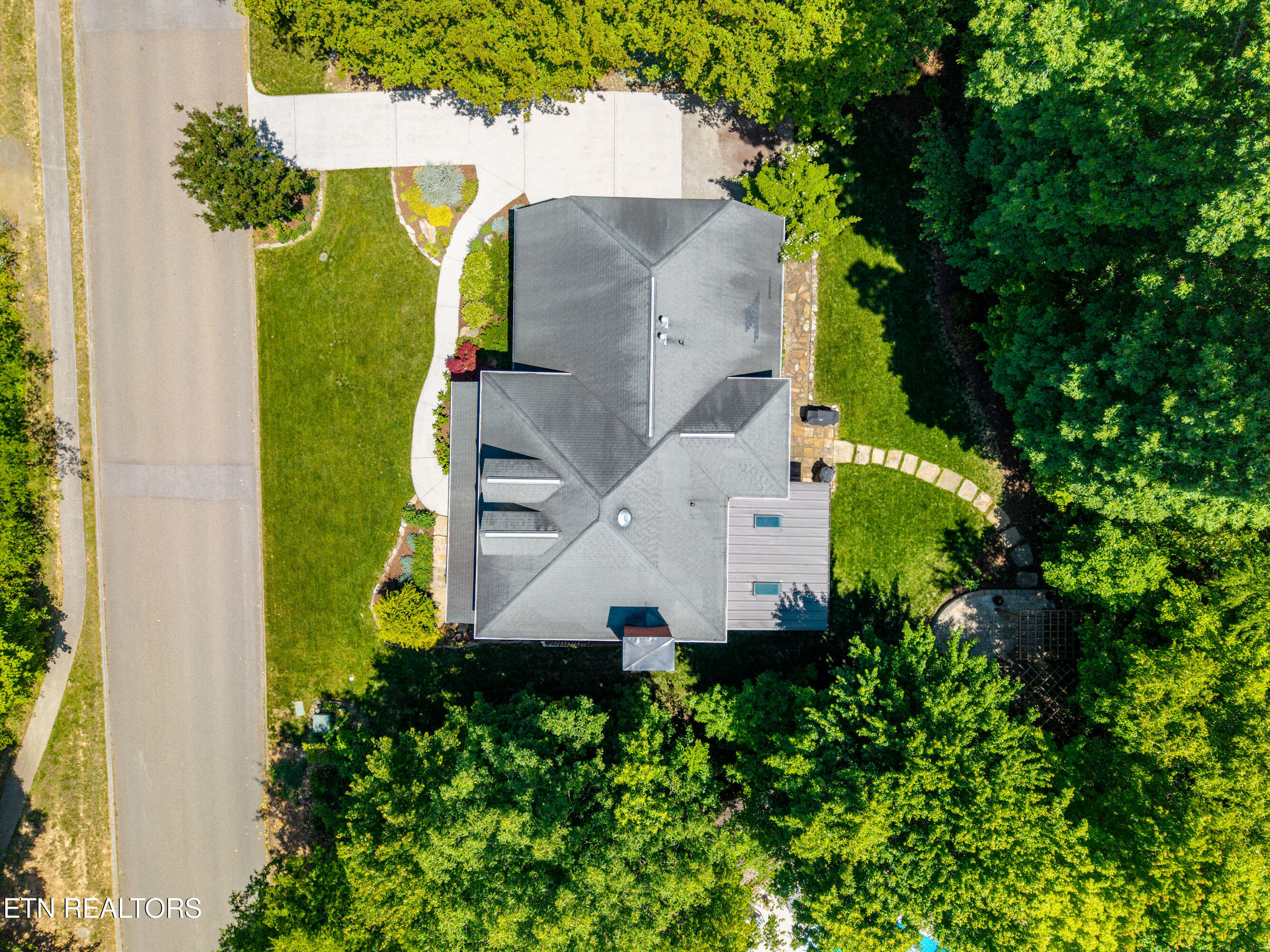 2624 Crystal Point Drive