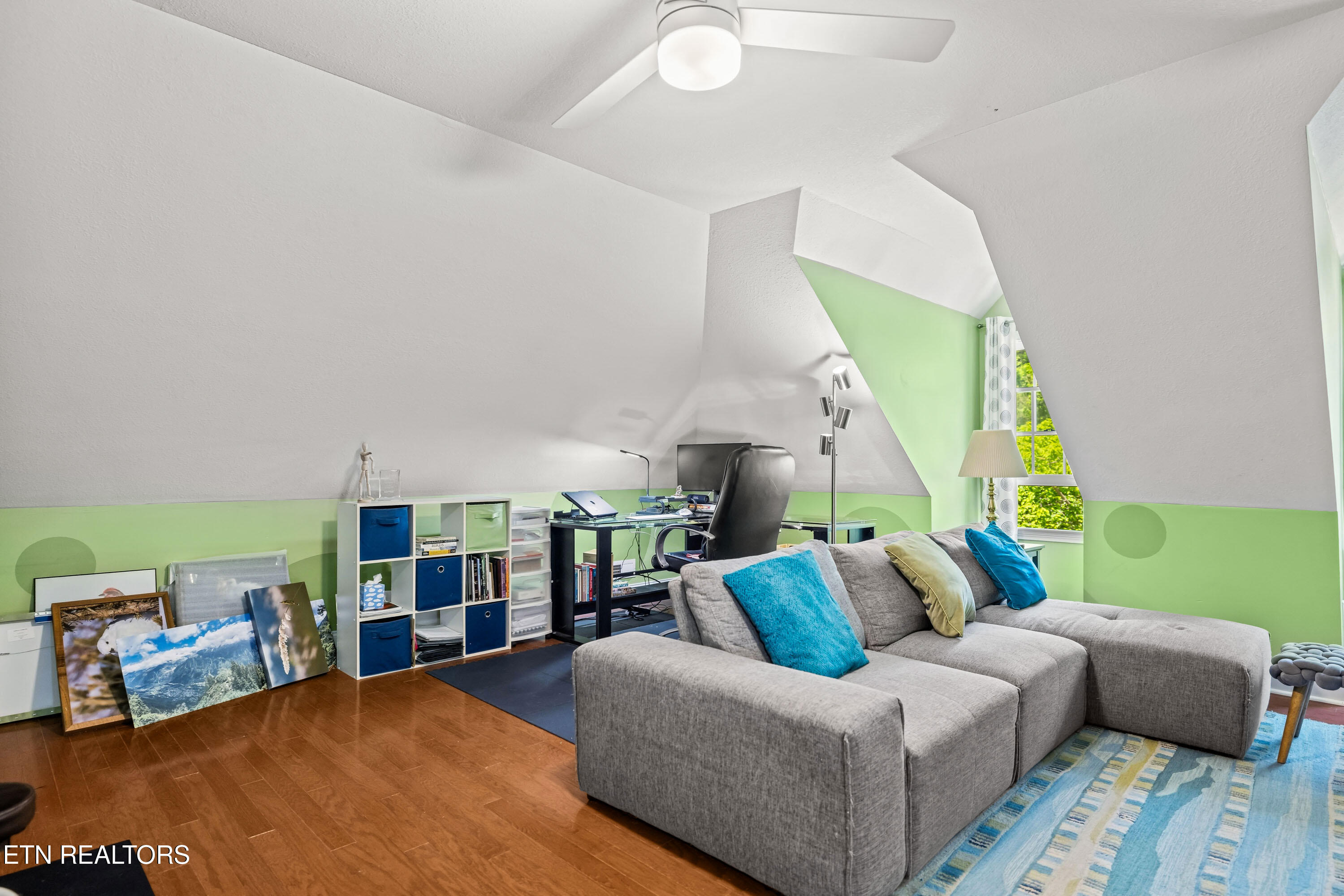 2624 Crystal Point Drive