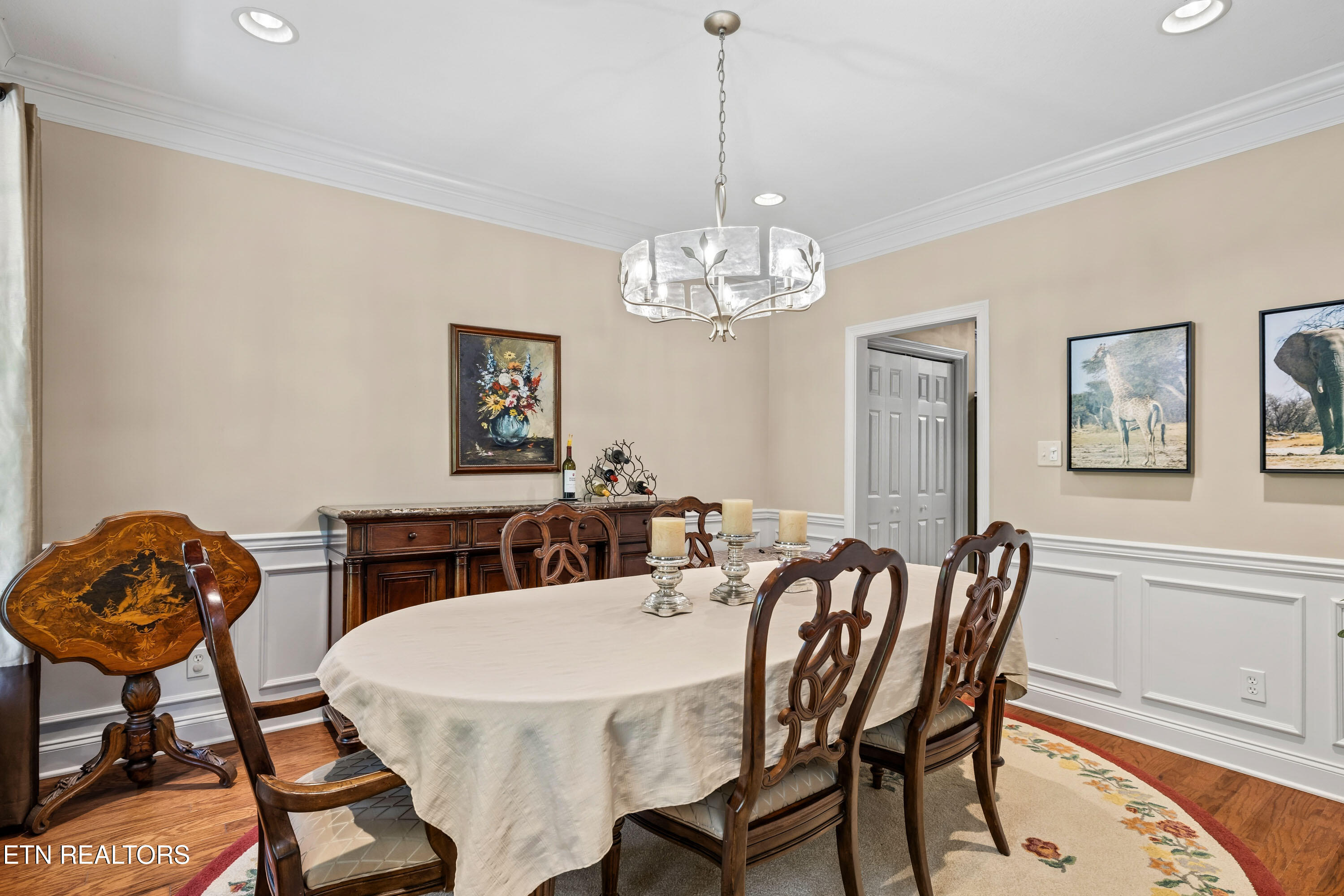 2624 Crystal Point Drive
