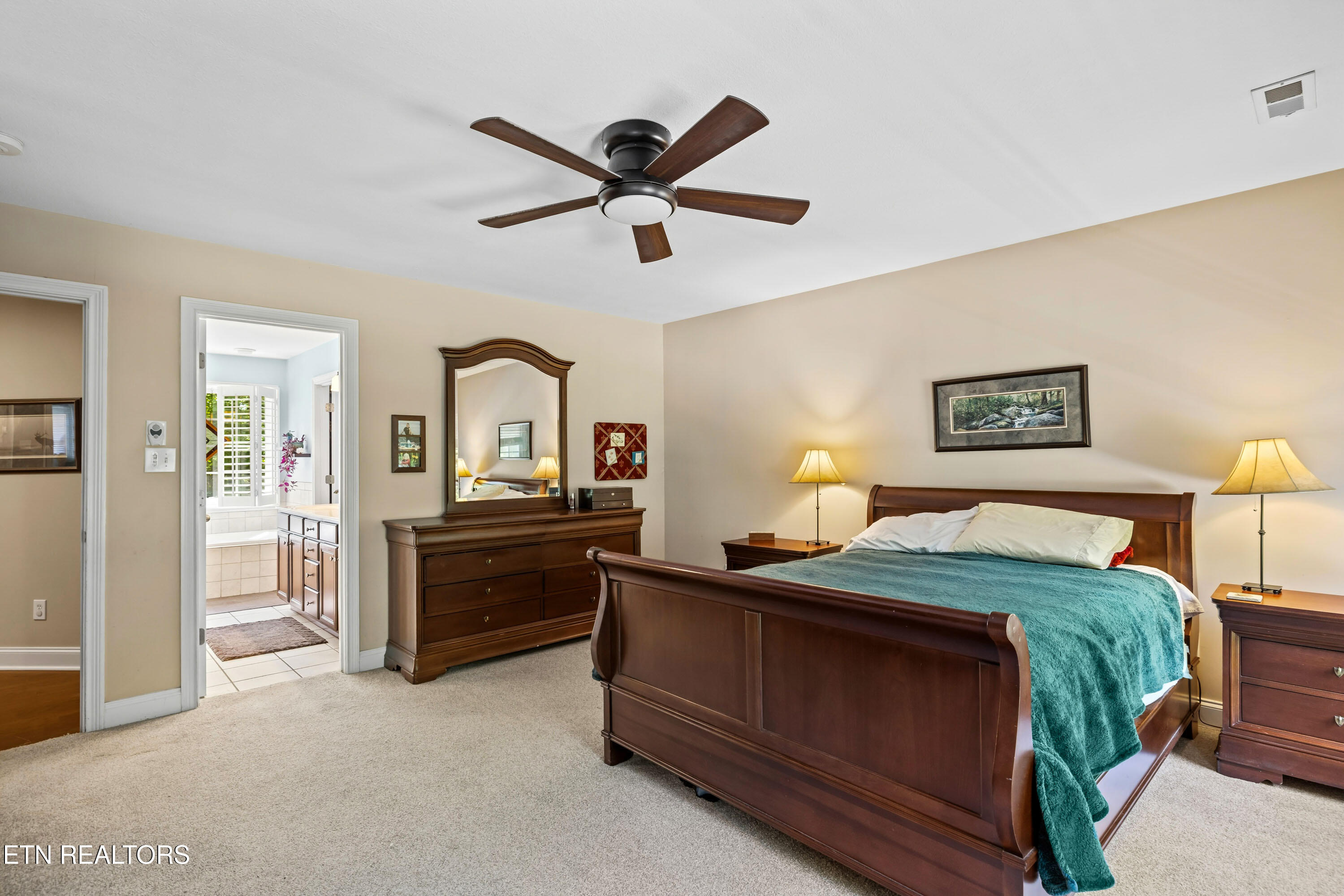 2624 Crystal Point Drive