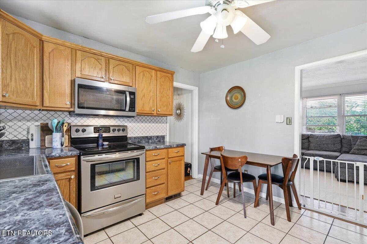 521 Tipton Ave