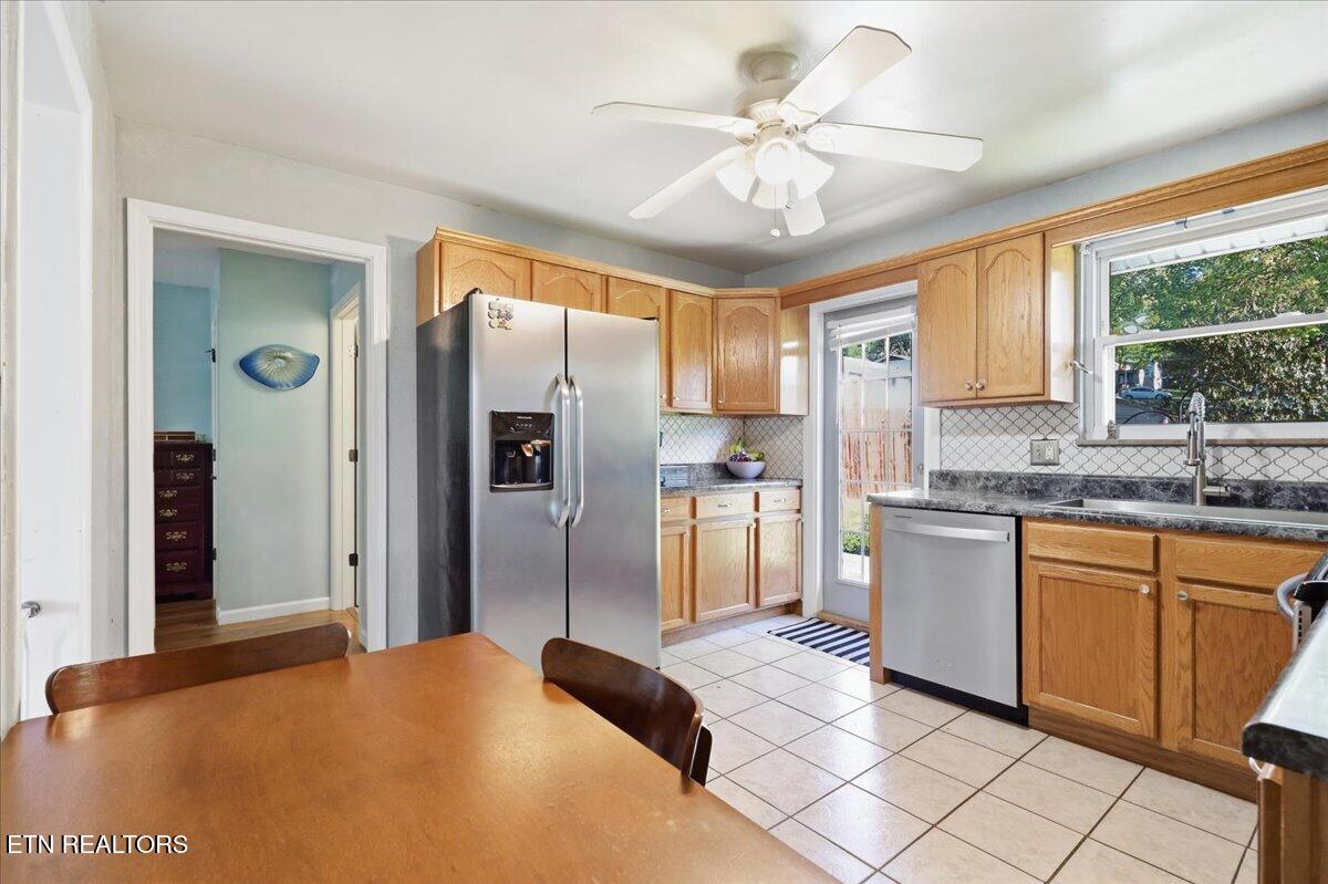 521 Tipton Ave