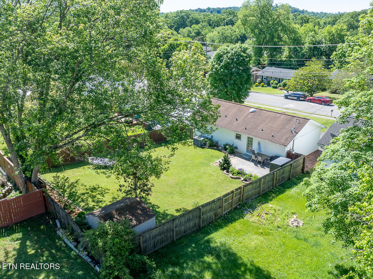 521 Tipton Ave