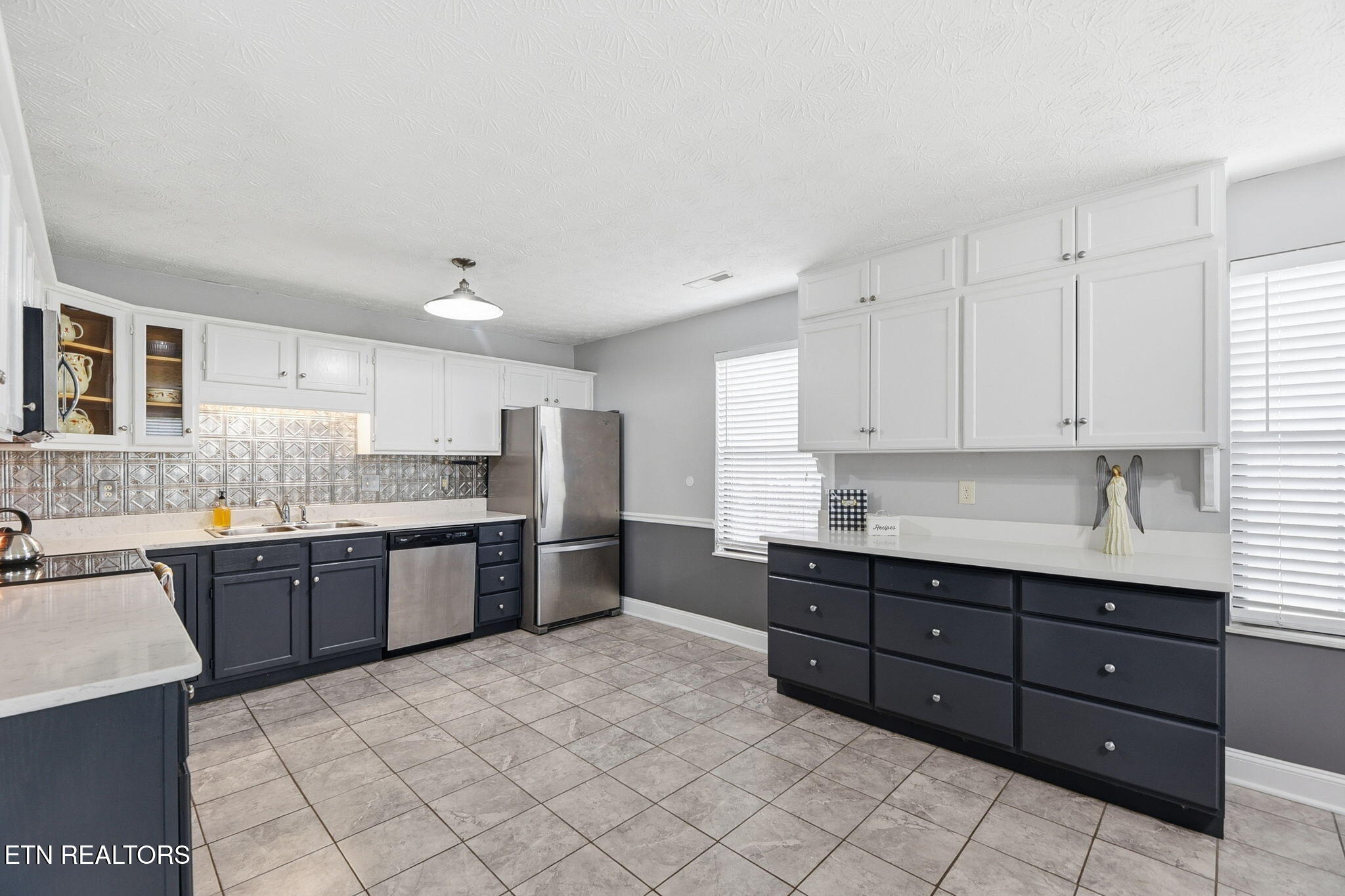 820 Josepi Drive