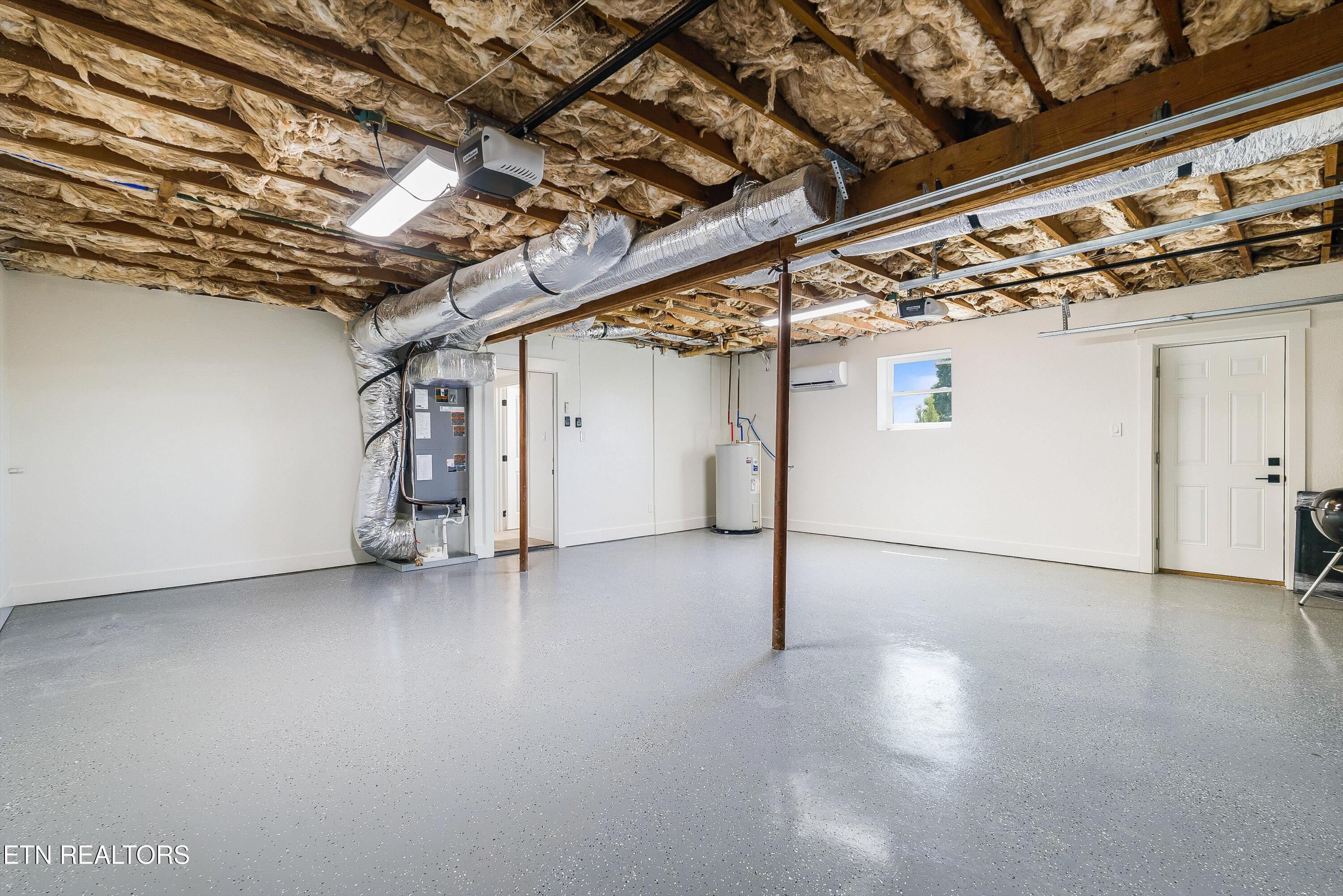 425 Third St