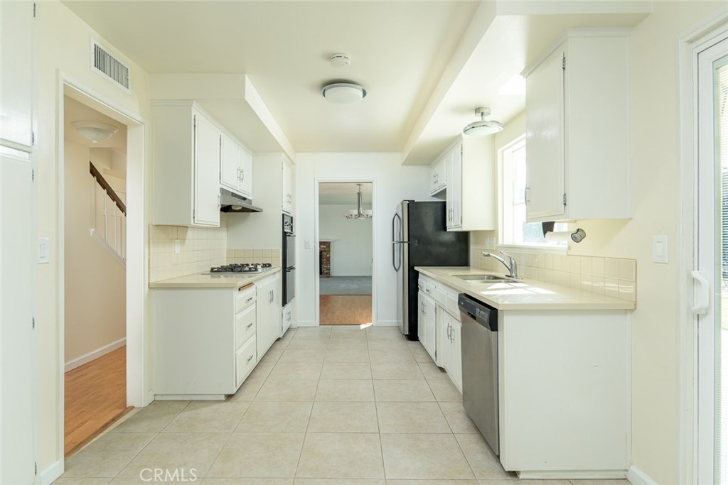1061 Colby Circle