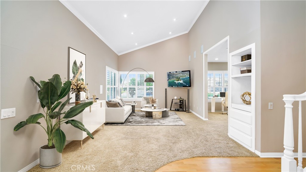 24600 Golfview Drive