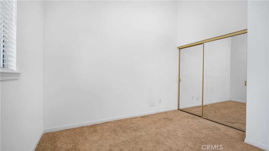 24600 Golfview Drive