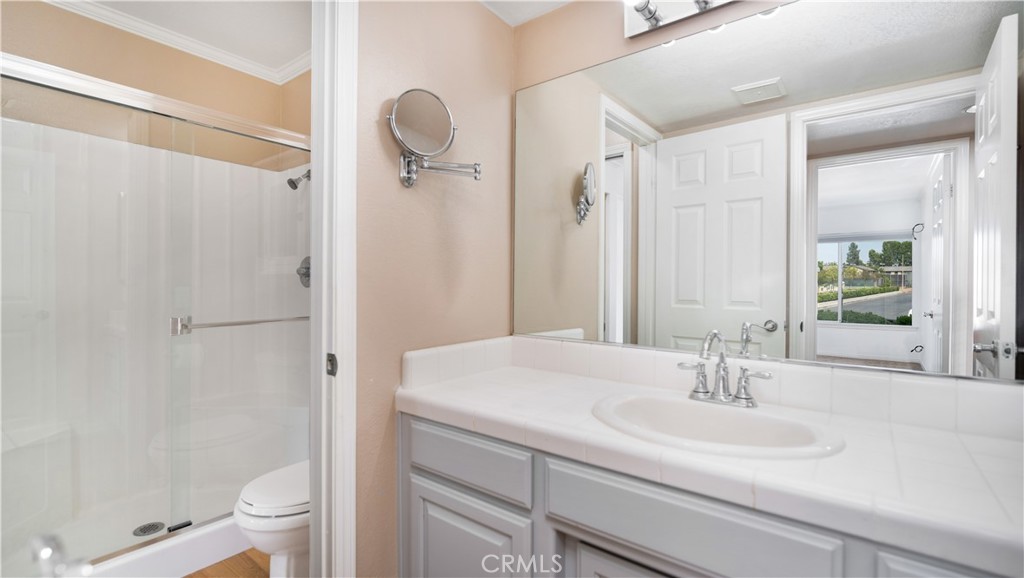 24600 Golfview Drive