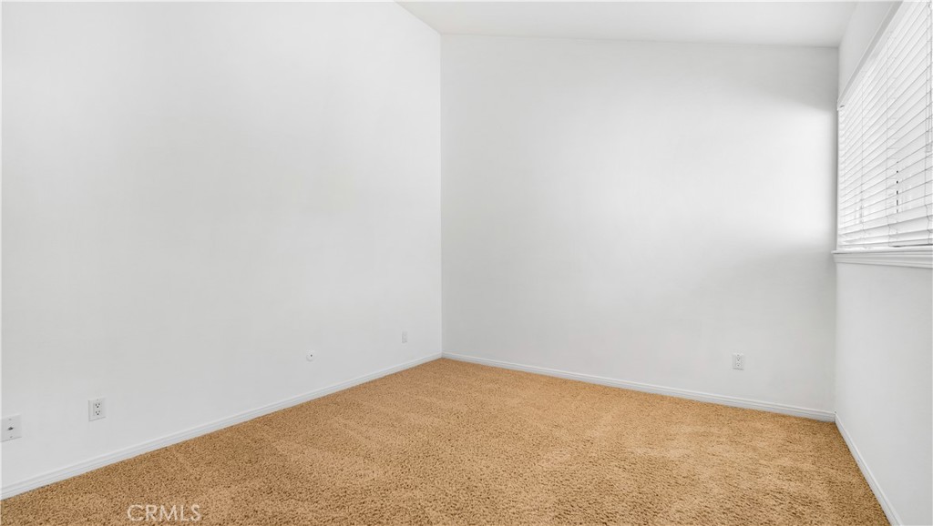 24600 Golfview Drive