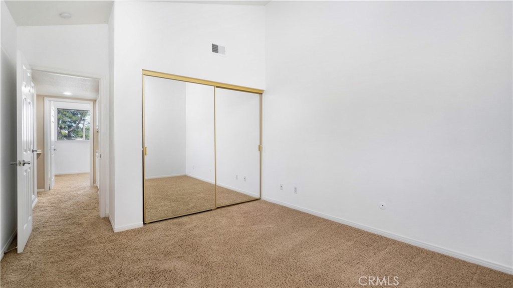 24600 Golfview Drive