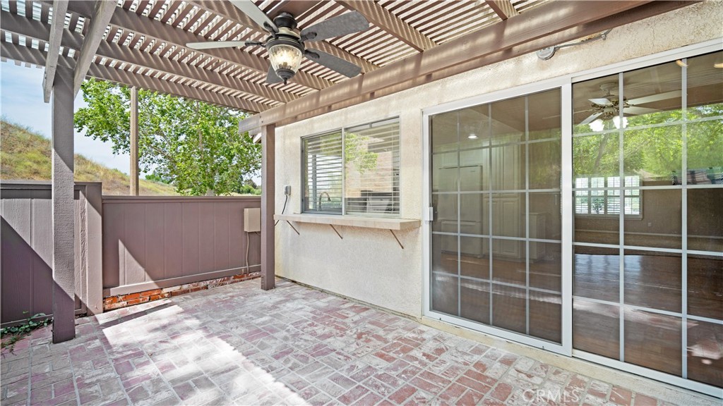 24600 Golfview Drive