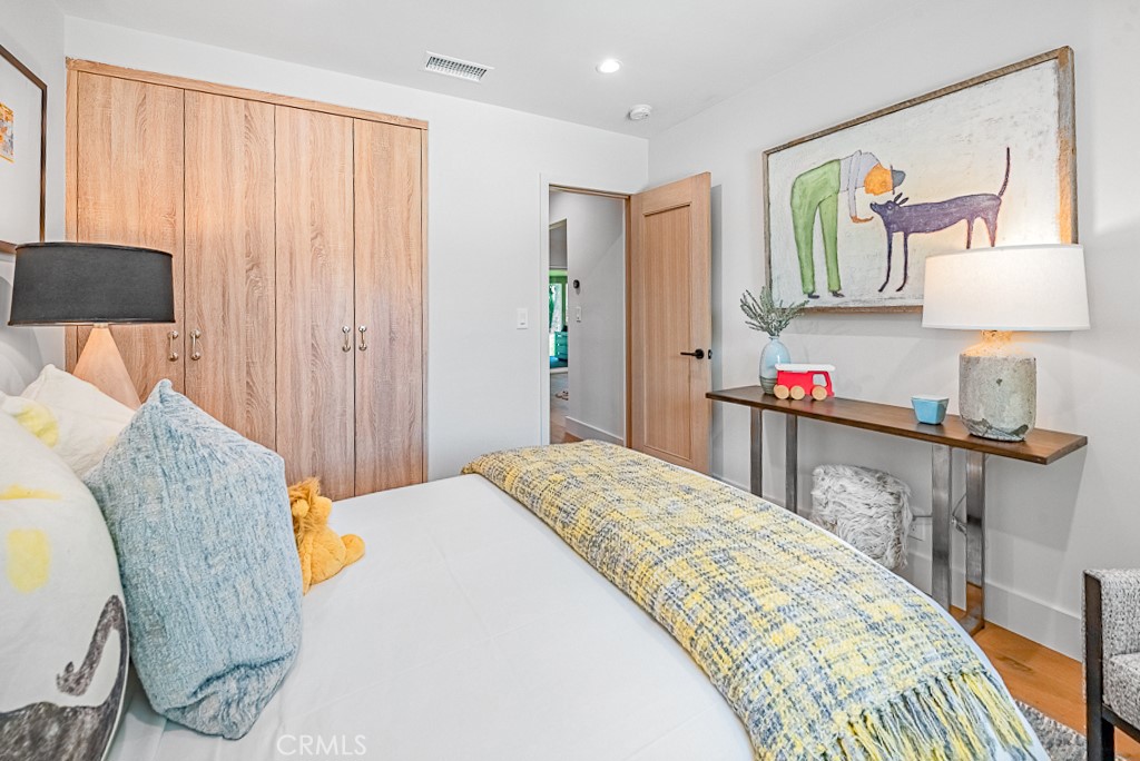 15731 Addison Street