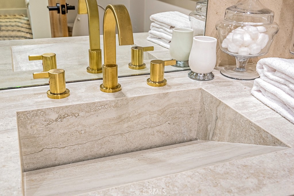 15731 Addison Street