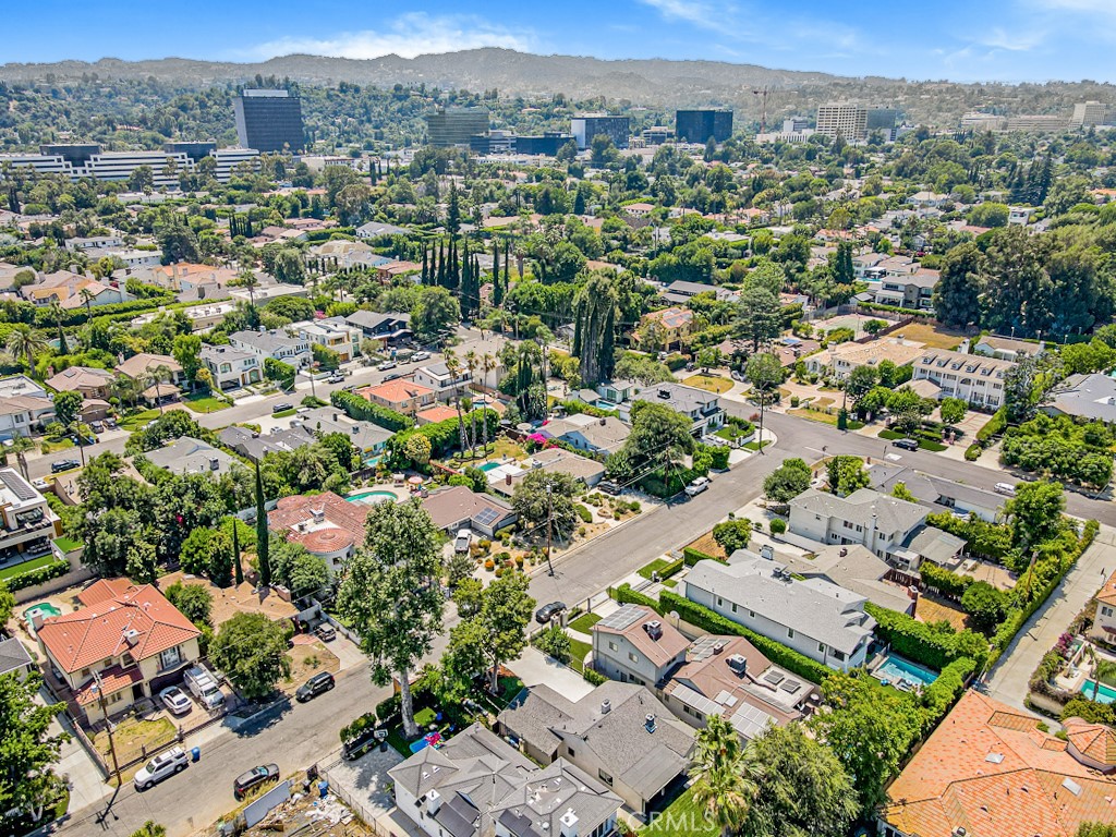 15731 Addison Street