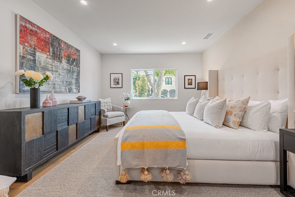 15731 Addison Street