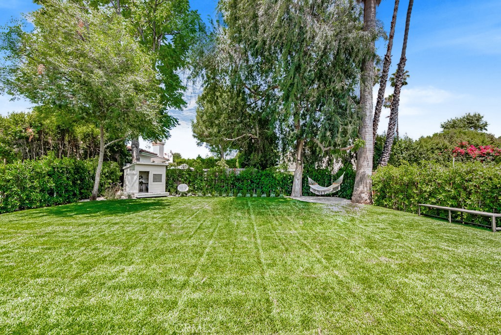 15731 Addison Street