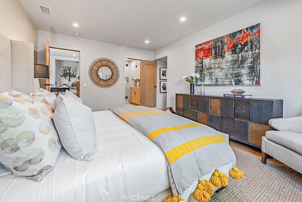 15731 Addison Street