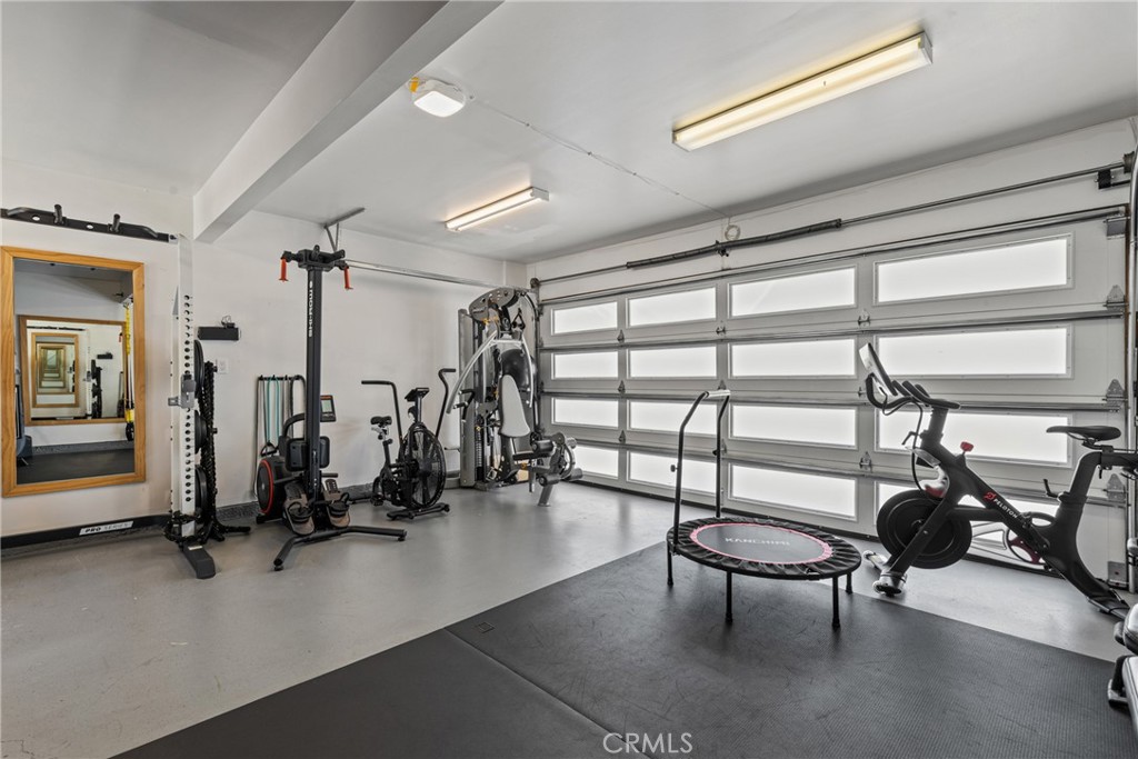 240 W Gainsborough Road