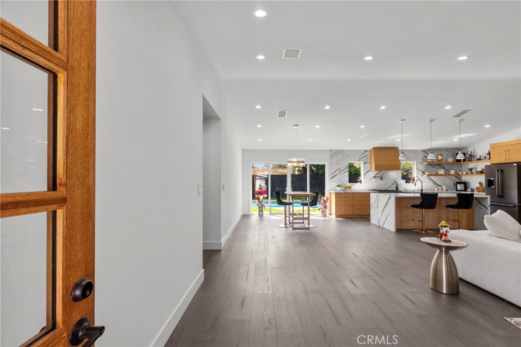 2282 Brentwood Street