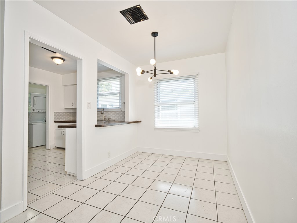 6153 Clybourn Avenue