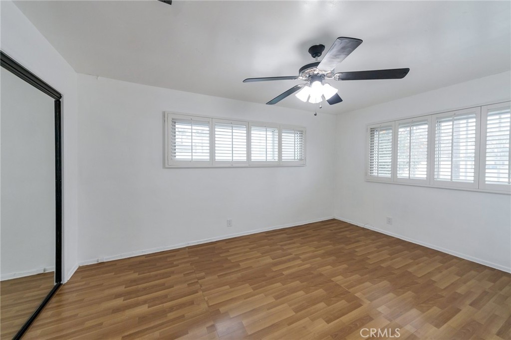 6153 Clybourn Avenue