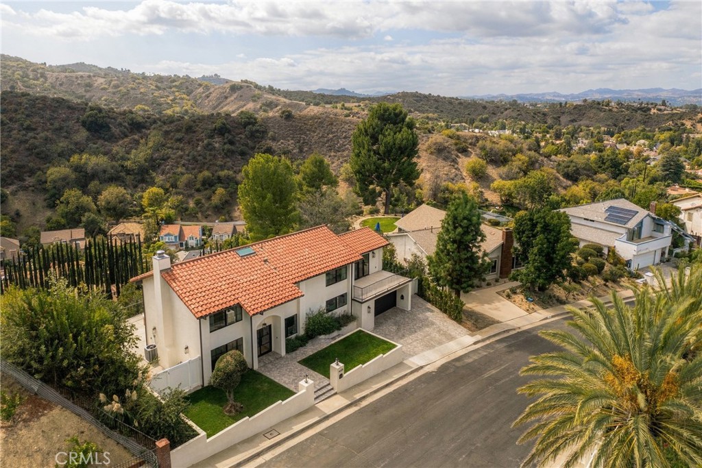 4335 Chaumont Road