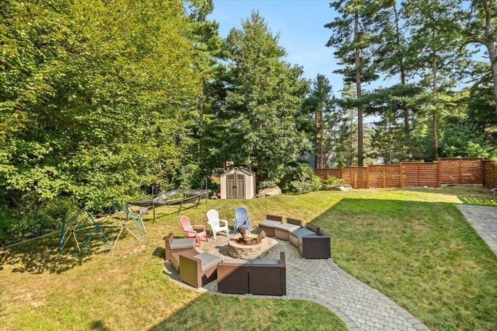 86 Saddleworth Way