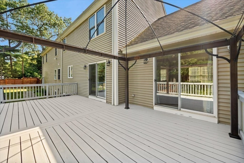 86 Saddleworth Way