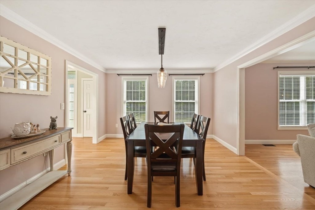 86 Saddleworth Way