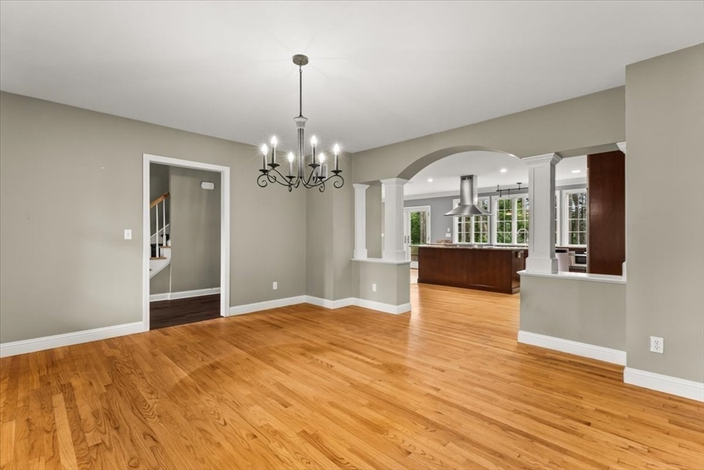 22 Red Pine Ln
