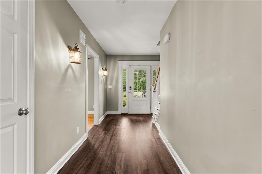 22 Red Pine Ln