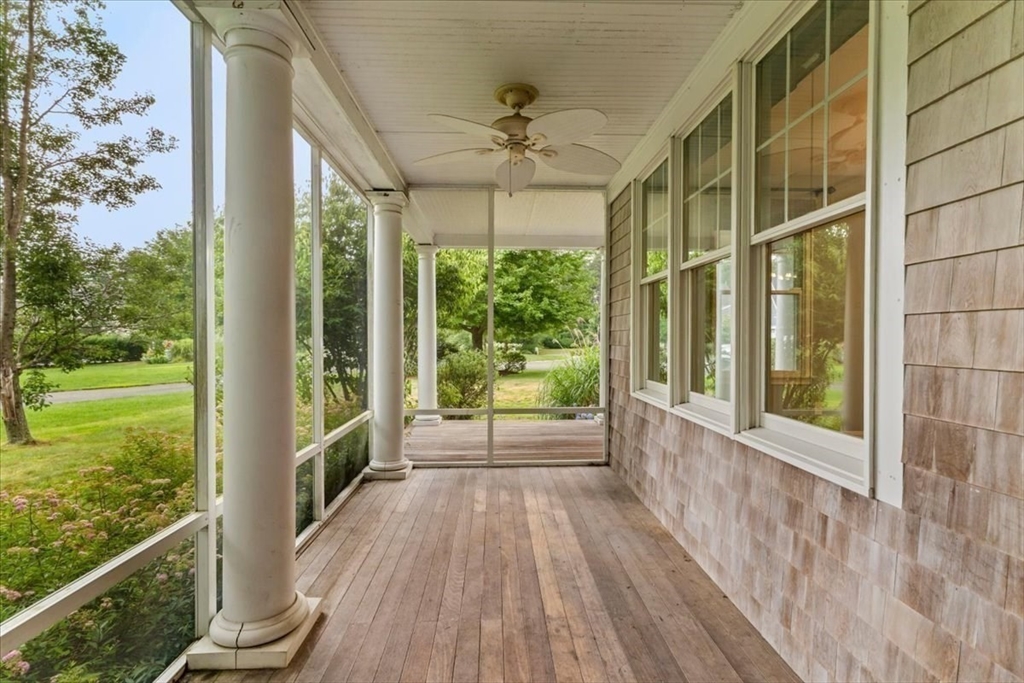 22 Red Pine Ln