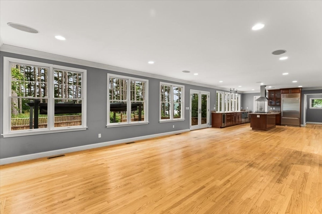 22 Red Pine Ln