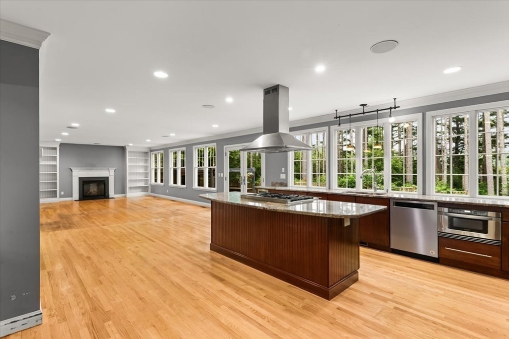 22 Red Pine Ln