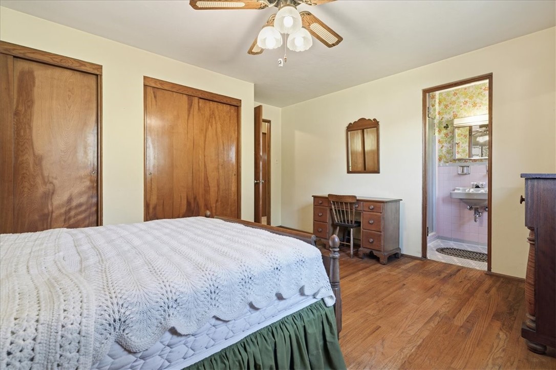 1323 Royal Oak Rd Suite 210