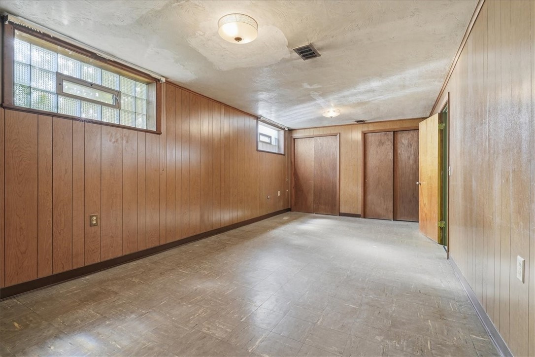 1323 Royal Oak Rd Suite 210