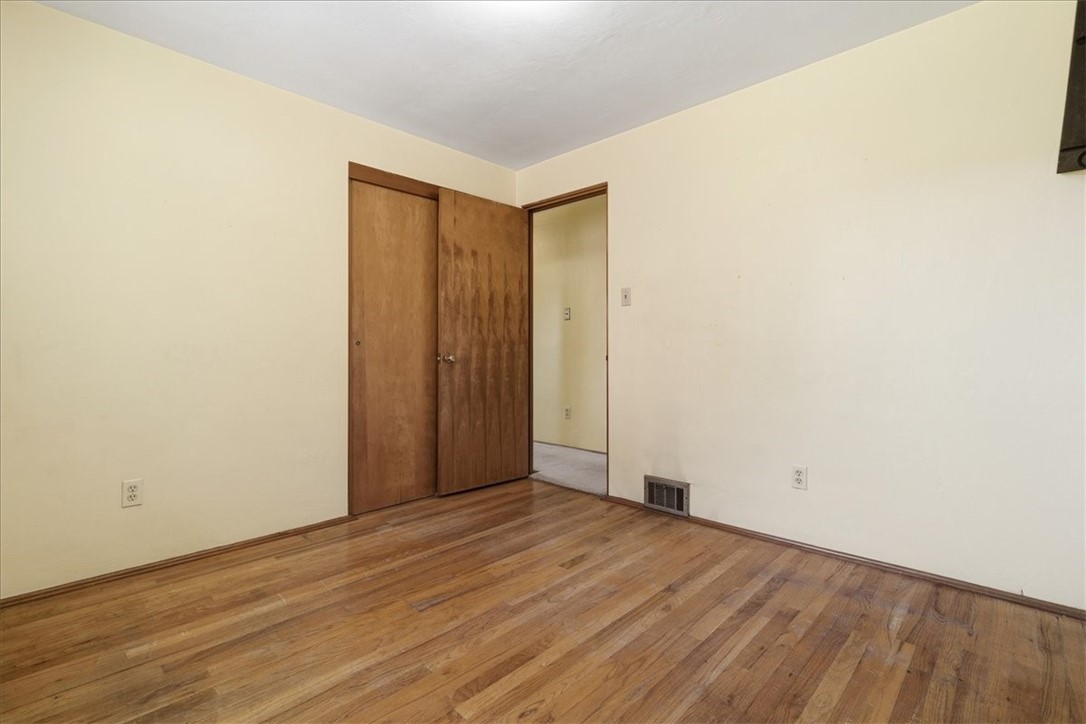 1323 Royal Oak Rd Suite 210