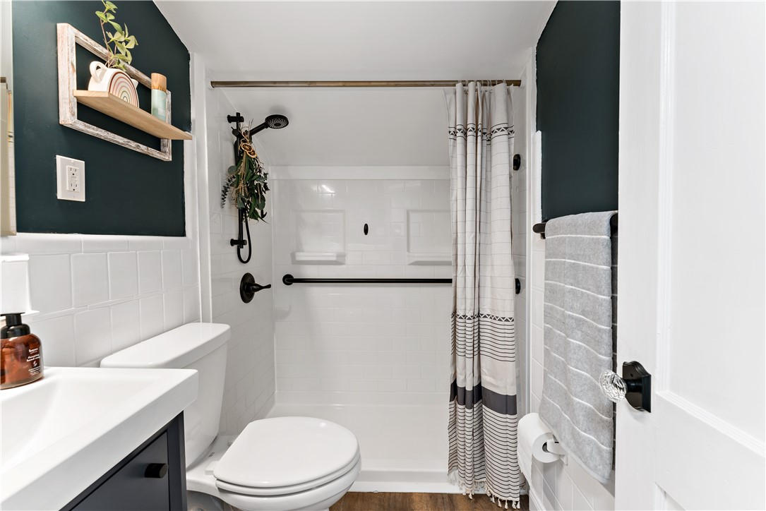 4596 Echo Glen Drive